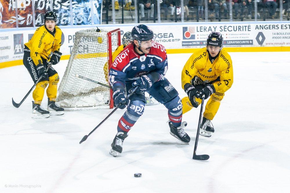 Angers  2 - 4 Rouen