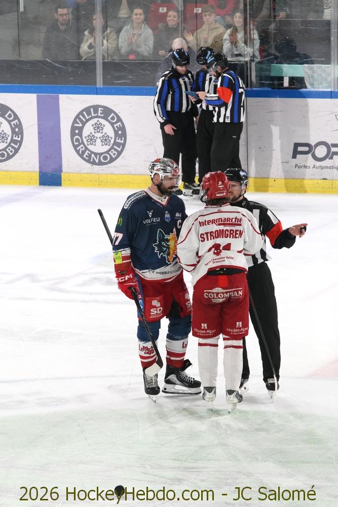 Grenoble  5 - 2 Briançon 