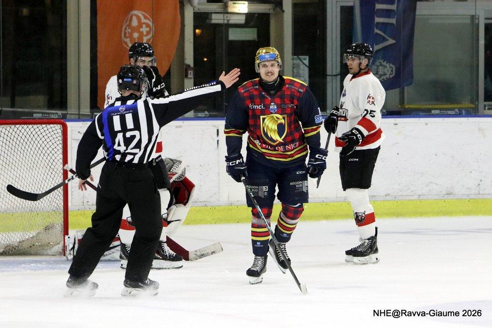 Nice 4 - 2 Chamonix 