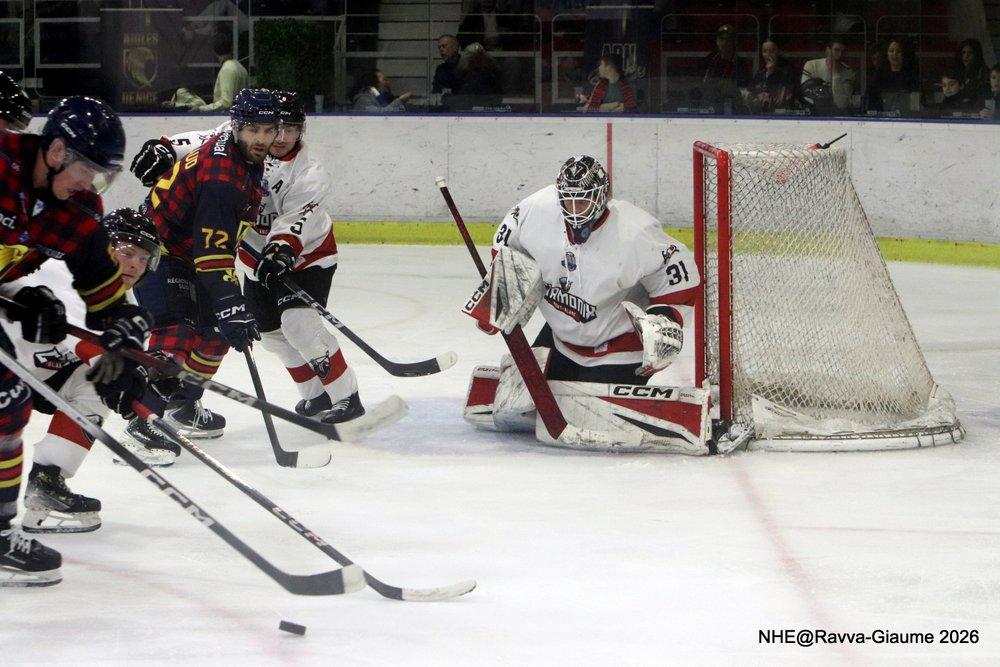 Nice 4 - 2 Chamonix 