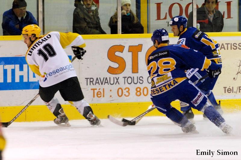 Dijon  2 - 3 Strasbourg 
