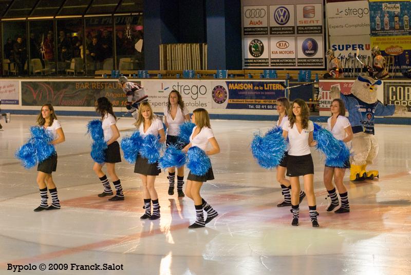 Angers  8 - 4 Grenoble 
