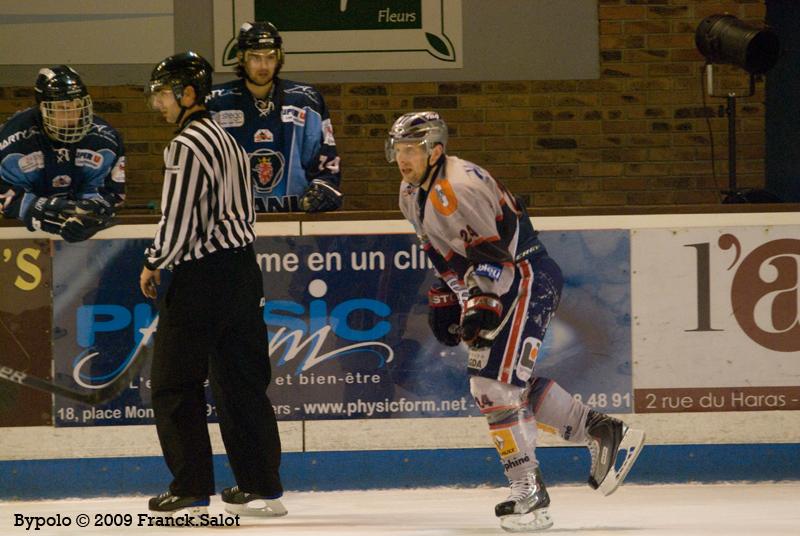 Angers  8 - 4 Grenoble 