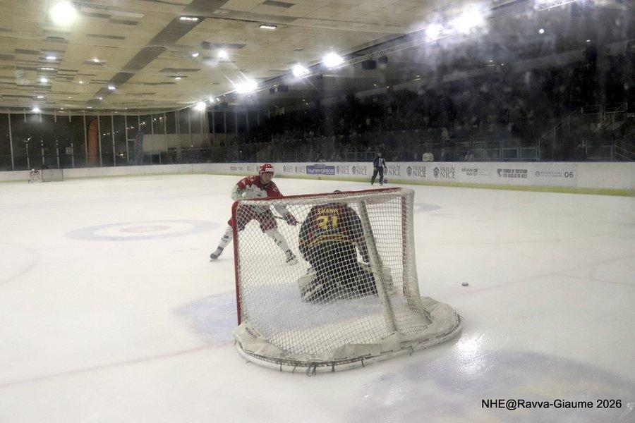 Nice 4 - 3 Cergy-Pontoise