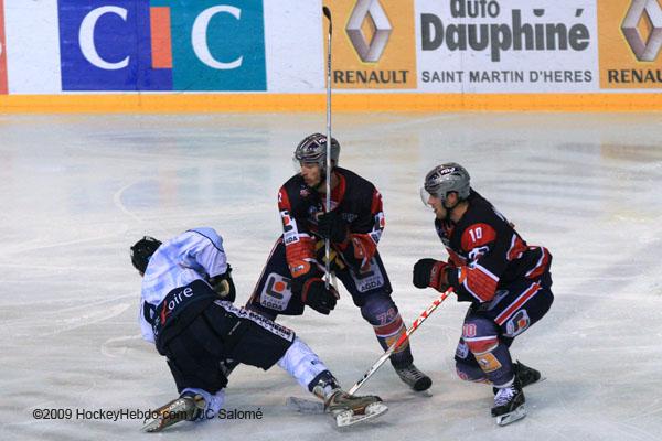 Grenoble  4 - 3 Angers 