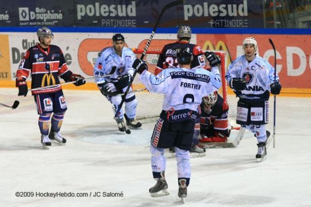 Photo hockey match Grenoble  - Angers  le 28/11/2009