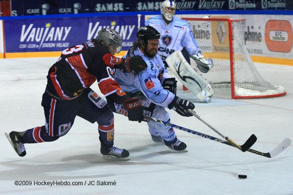 Grenoble  4 - 3 Angers 