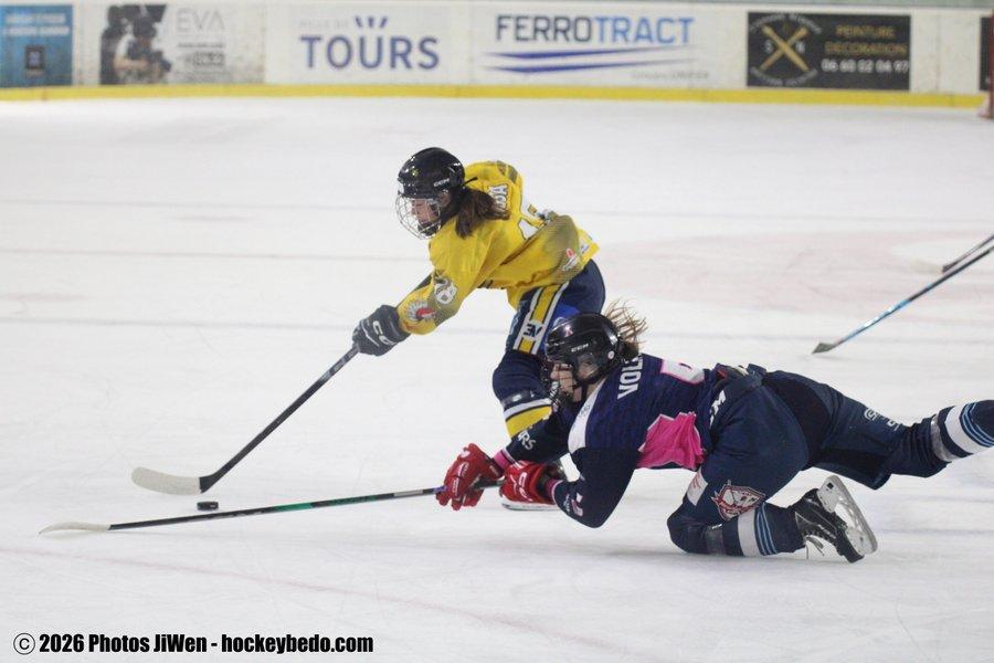 Tours / Féminine 7 - 2 Evry / Viry  - Féminin