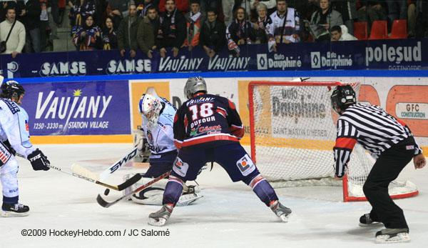 Grenoble  4 - 3 Angers 