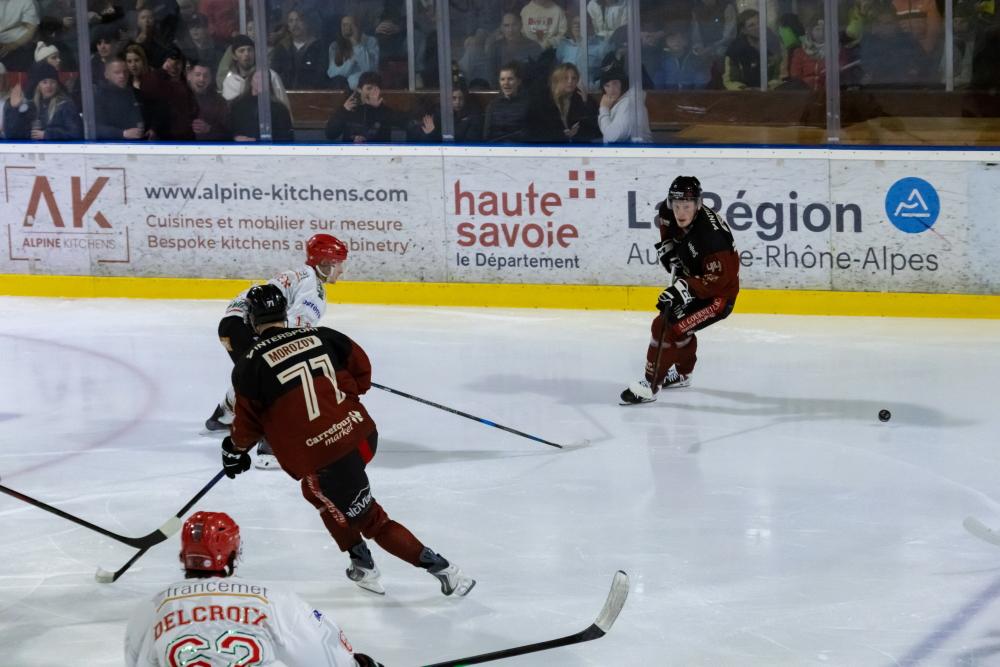 Morzine-Avoriaz 4 - 0 Mont-Blanc