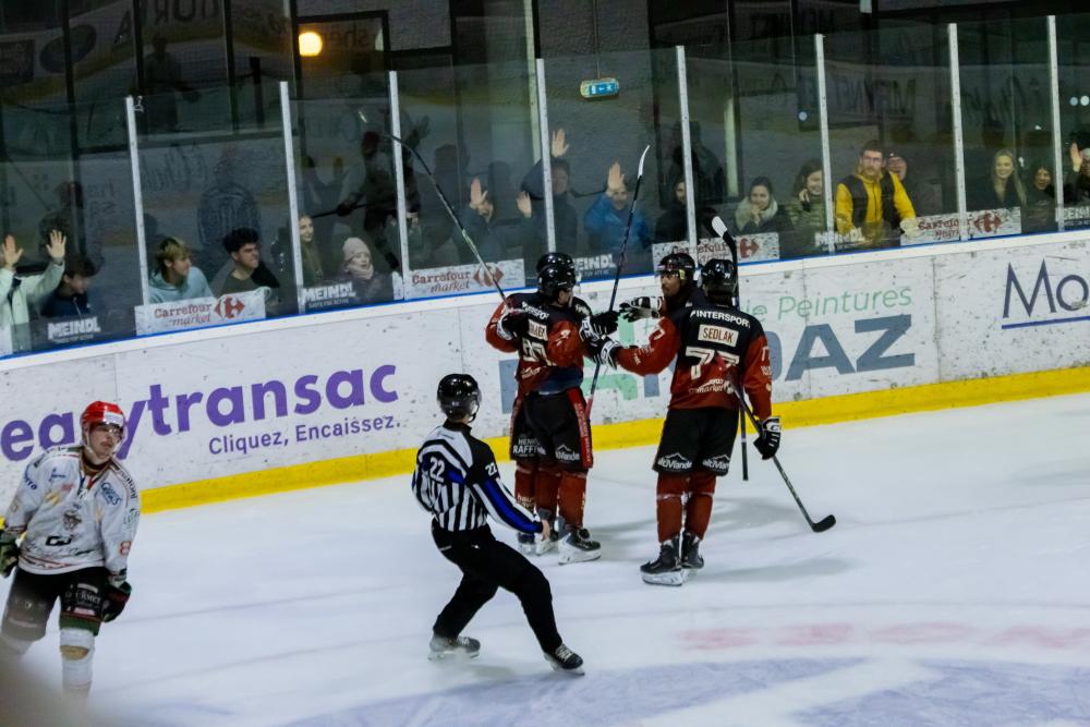Morzine-Avoriaz 4 - 0 Mont-Blanc