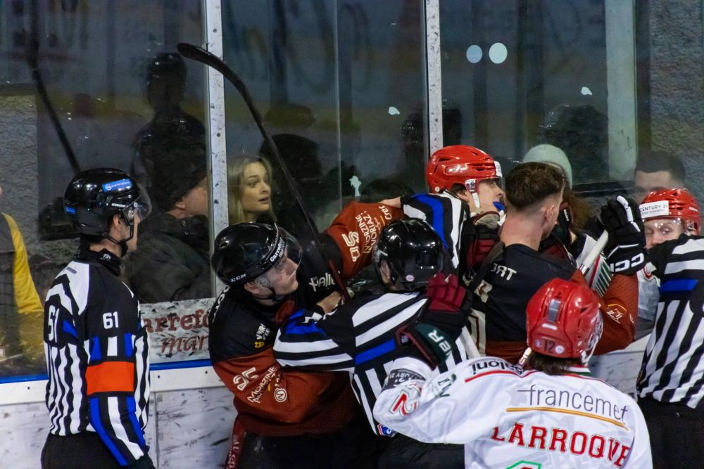 Morzine-Avoriaz 4 - 0 Mont-Blanc