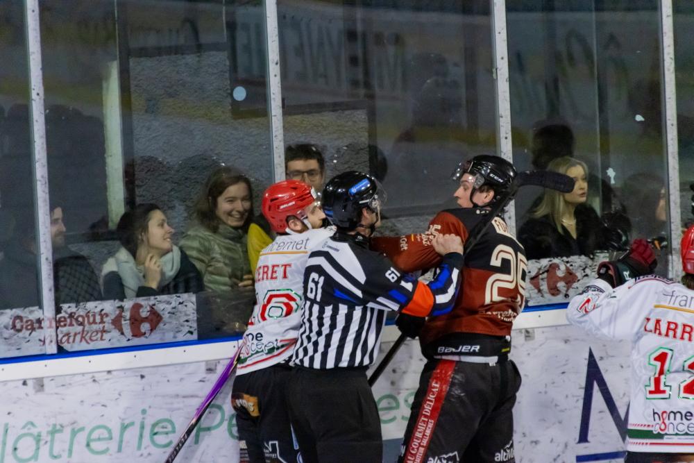 Morzine-Avoriaz 4 - 0 Mont-Blanc