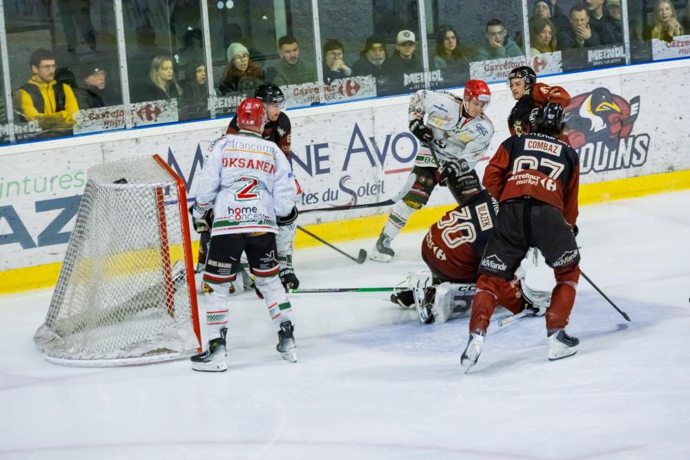 Morzine-Avoriaz 4 - 0 Mont-Blanc