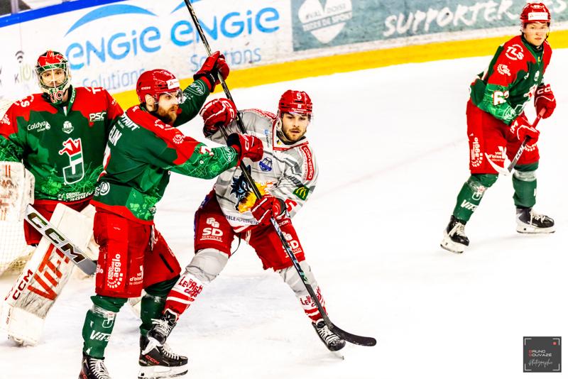 Cergy-Pontoise 3 - 6 Grenoble 
