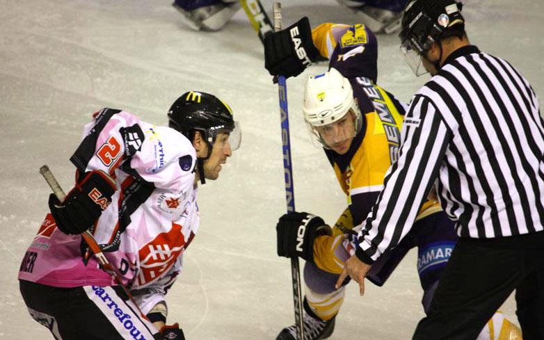 Chamonix  3 - 5 Amiens 
