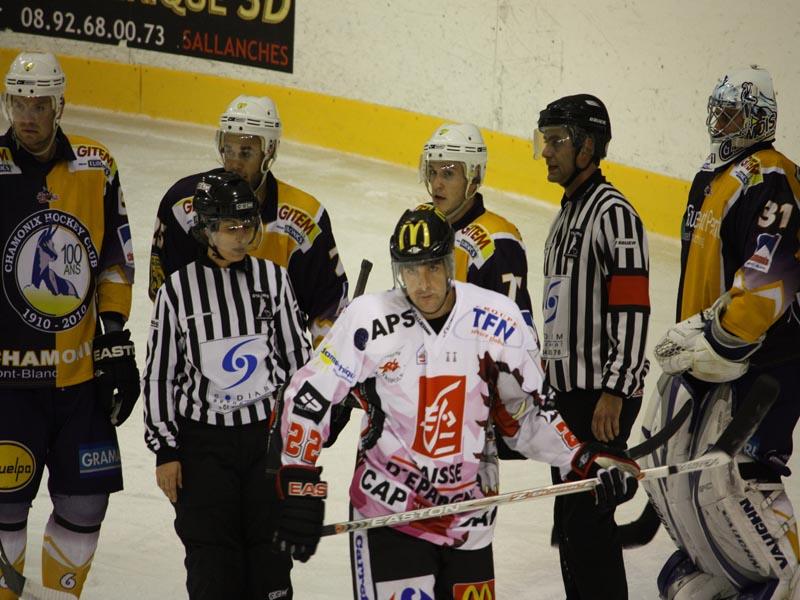 Chamonix  3 - 5 Amiens 