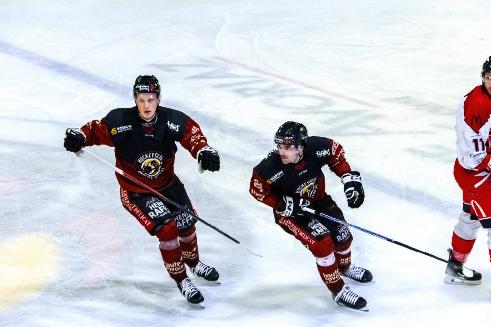 Morzine-Avoriaz 5 - 2 Valenciennes