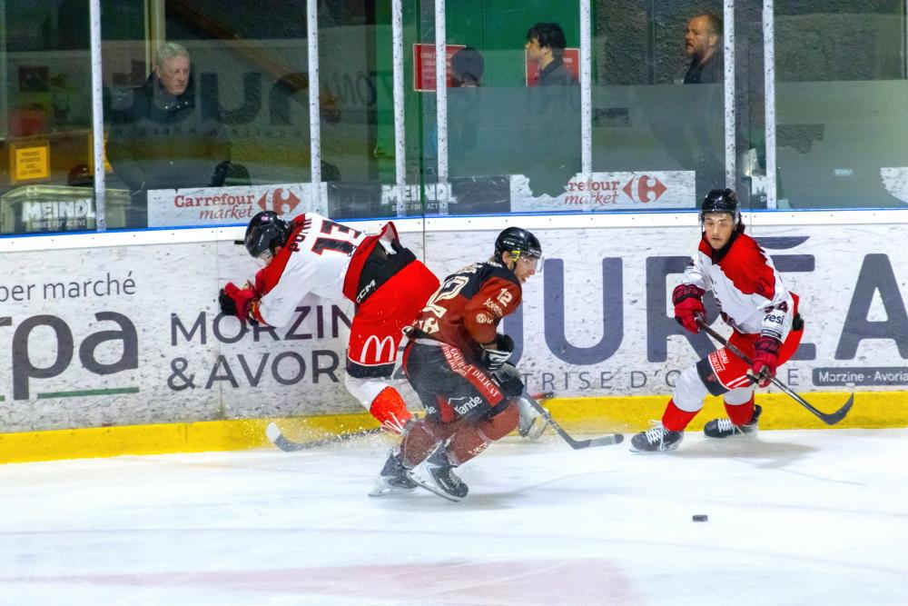 Morzine-Avoriaz 5 - 2 Valenciennes