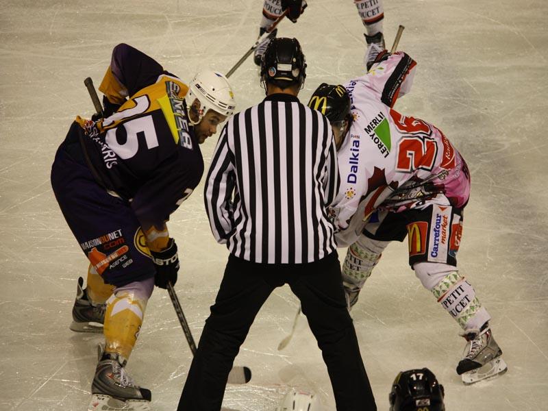 Chamonix  3 - 5 Amiens 