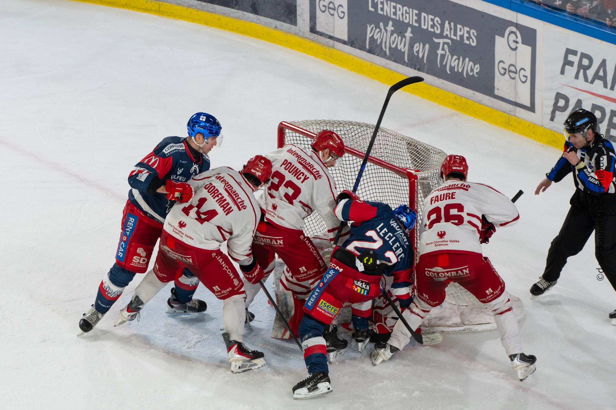Grenoble  3 - 0 Briançon 
