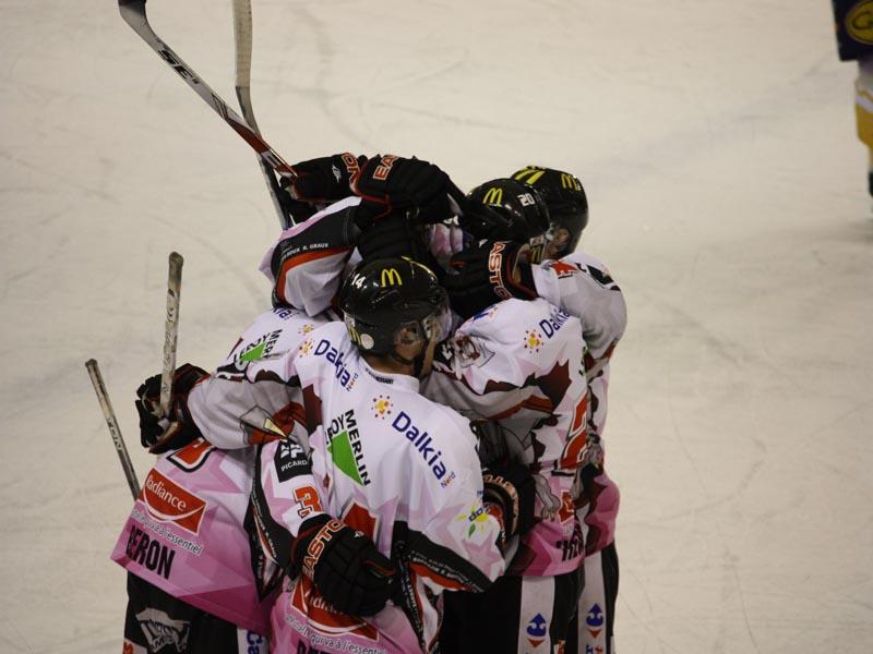 Chamonix  3 - 5 Amiens 