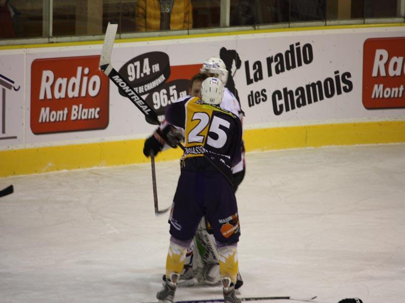 Chamonix  3 - 5 Amiens 