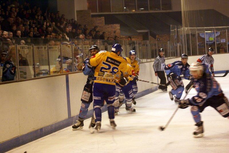Angers  12 - 4 Dijon 