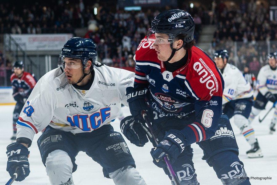 Angers  2 - 0 Nice
