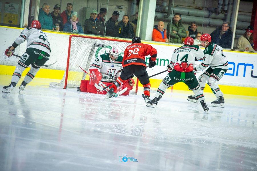 Chamonix  5 - 3 Anglet