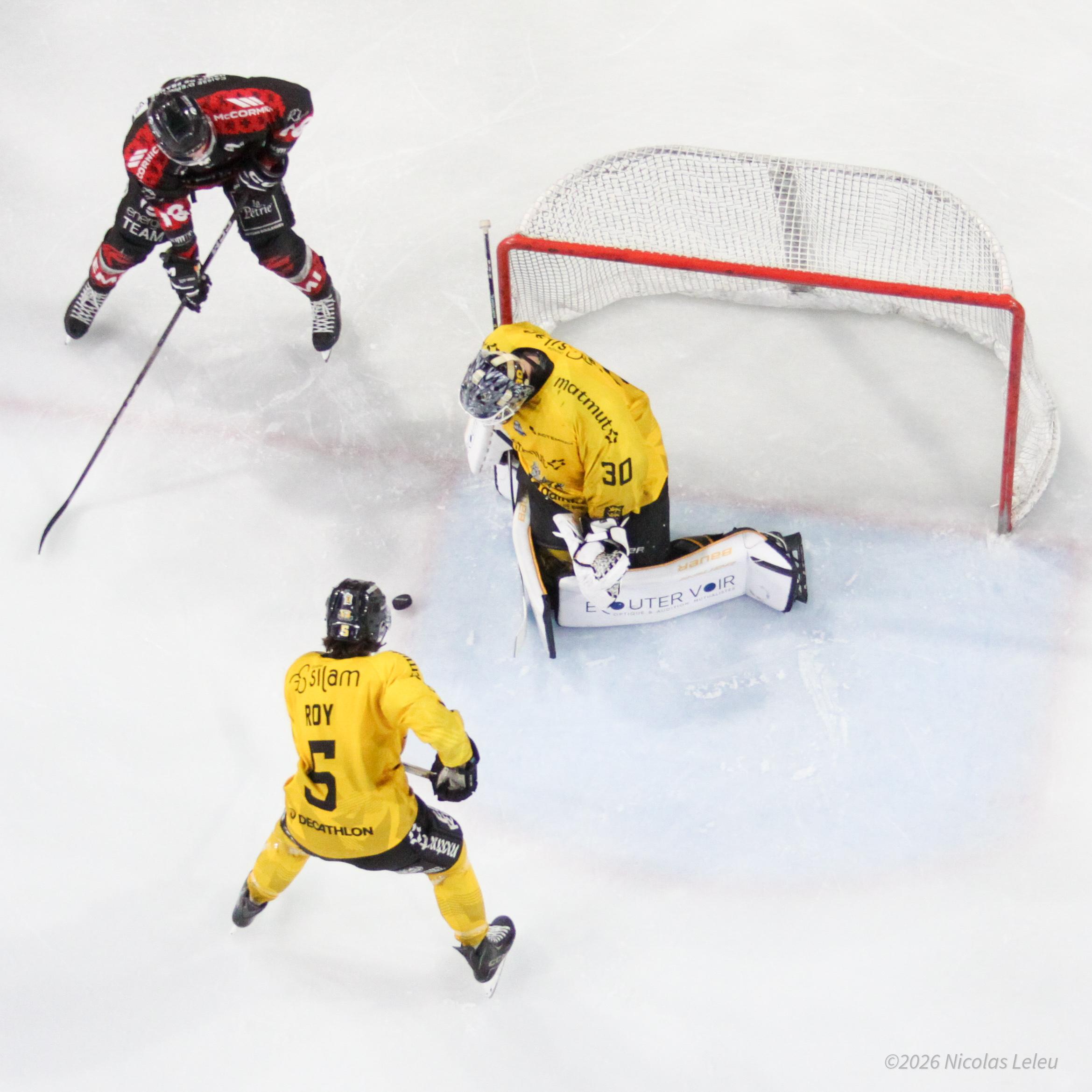 Amiens  4 - 2 Rouen