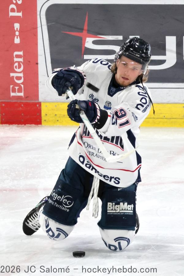 Grenoble  3 - 1 Angers 