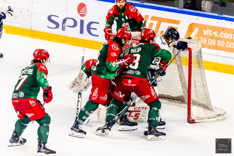 Cergy-Pontoise 3 - 4 Gap 