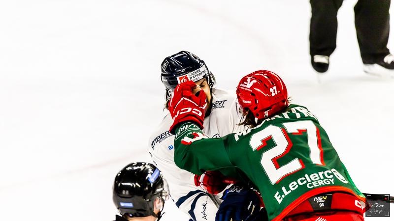 Cergy-Pontoise 3 - 4 Gap 