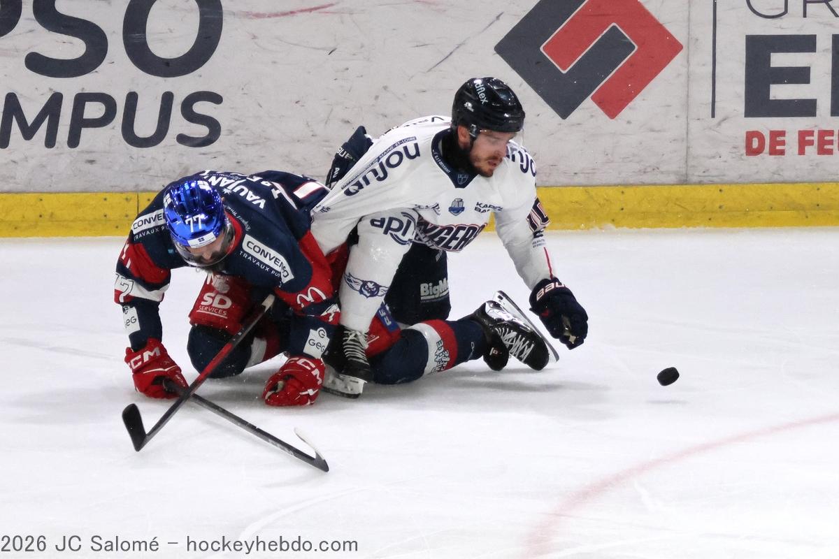 Grenoble  6 - 2 Angers 