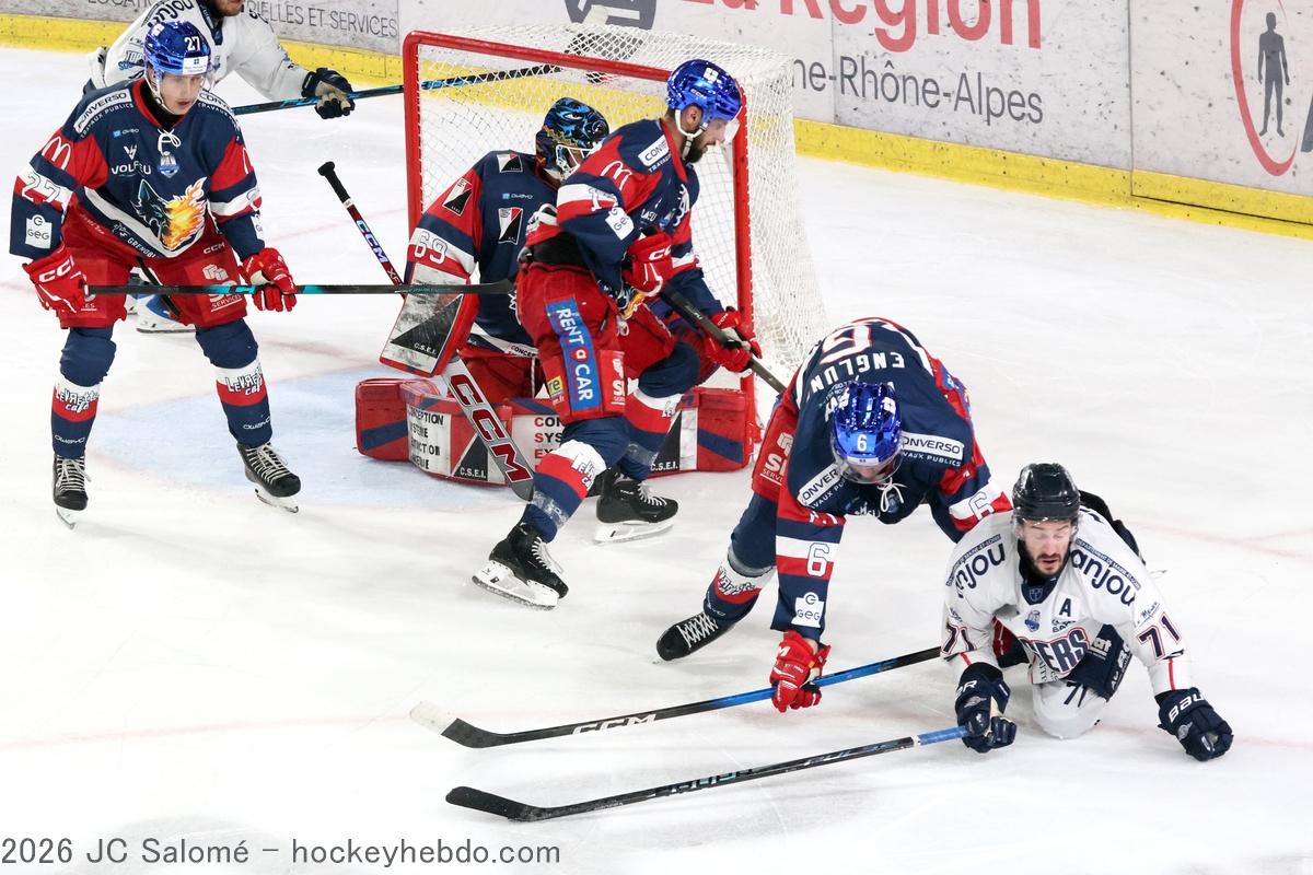 Grenoble  6 - 2 Angers 
