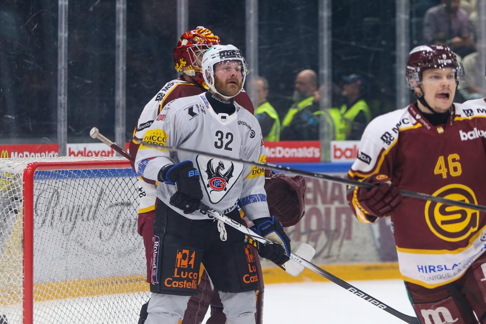 Genève 3 - 4 Fribourg