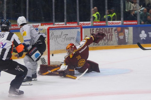 Photo hockey match Genève - Fribourg le 10/04/2026