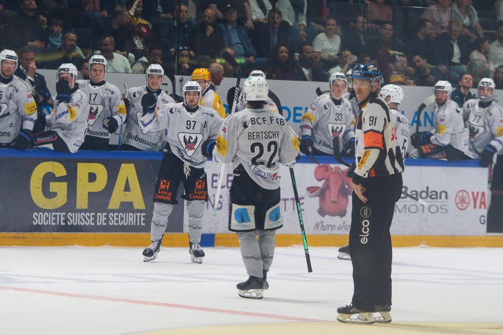 Genève 3 - 4 Fribourg