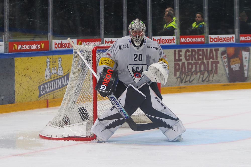 Genève 3 - 4 Fribourg