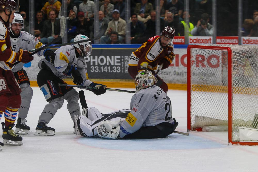 Genève 3 - 4 Fribourg