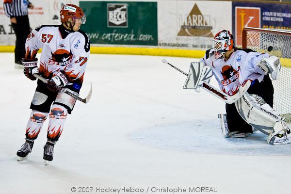 Strasbourg  2 - 0 Neuilly/Marne