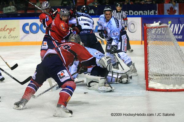 Grenoble  7 - 2 Angers 