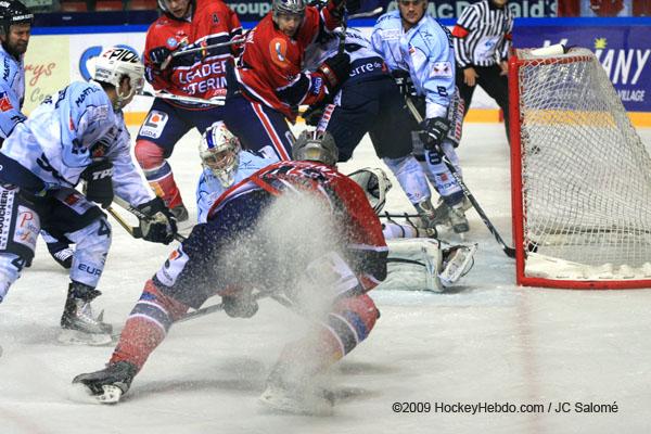 Grenoble  7 - 2 Angers 
