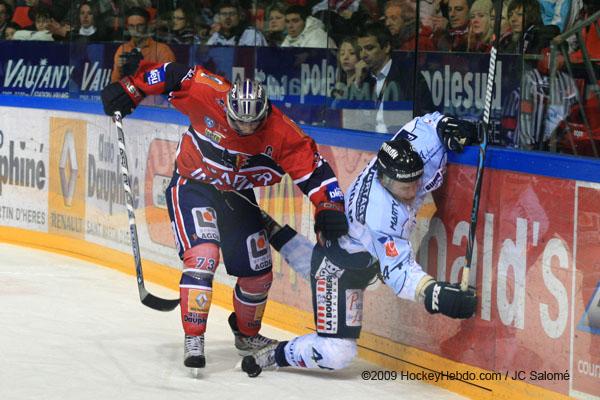 Grenoble  7 - 2 Angers 
