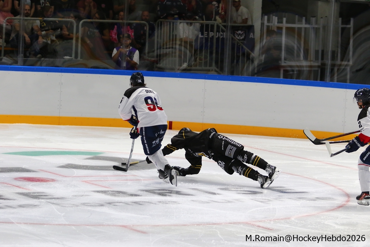 Rouen 3 - 0 Angers 