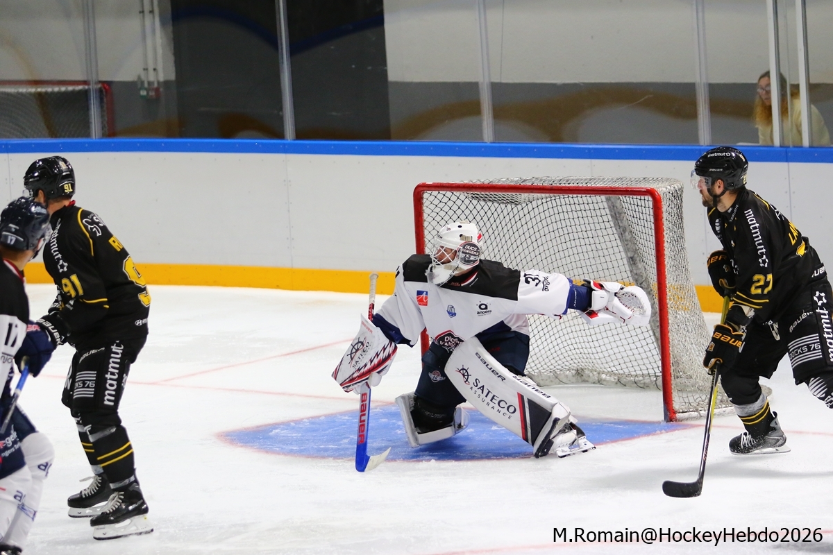 Rouen 3 - 0 Angers 