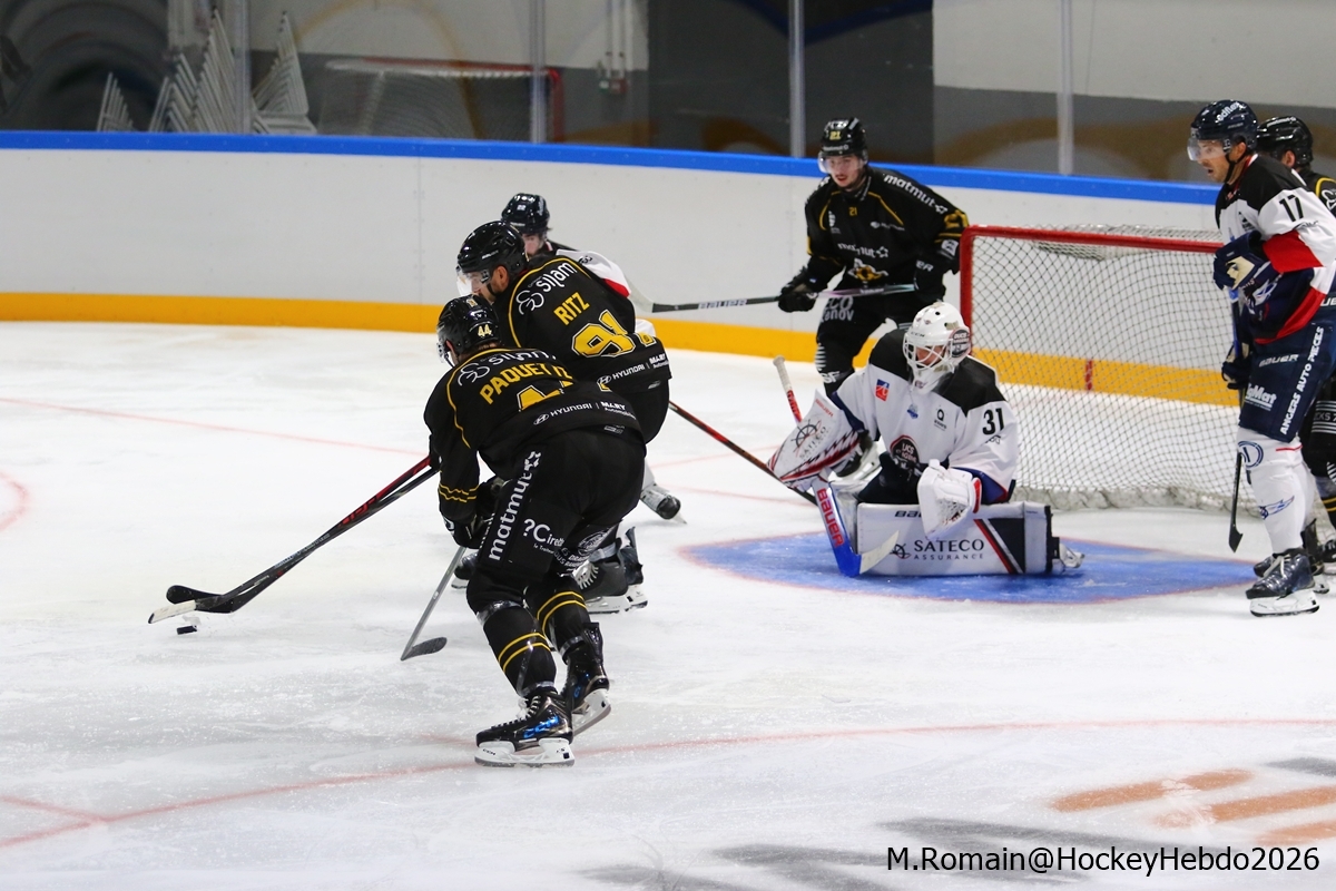 Rouen 3 - 0 Angers 