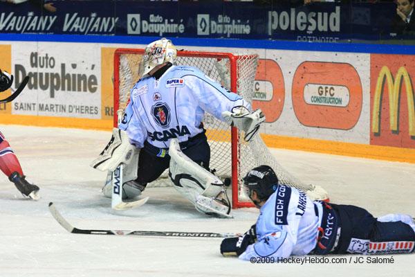 Grenoble  7 - 2 Angers 