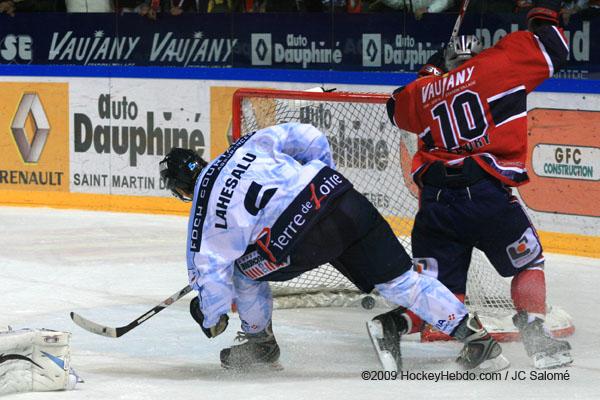 Grenoble  7 - 2 Angers 